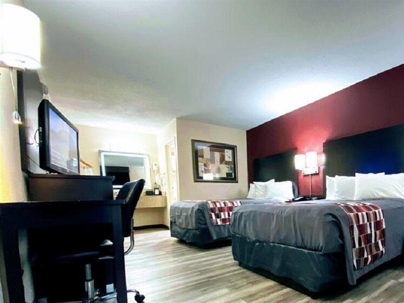 Motel Ramada By Wyndham Harrisonburg Esterno foto