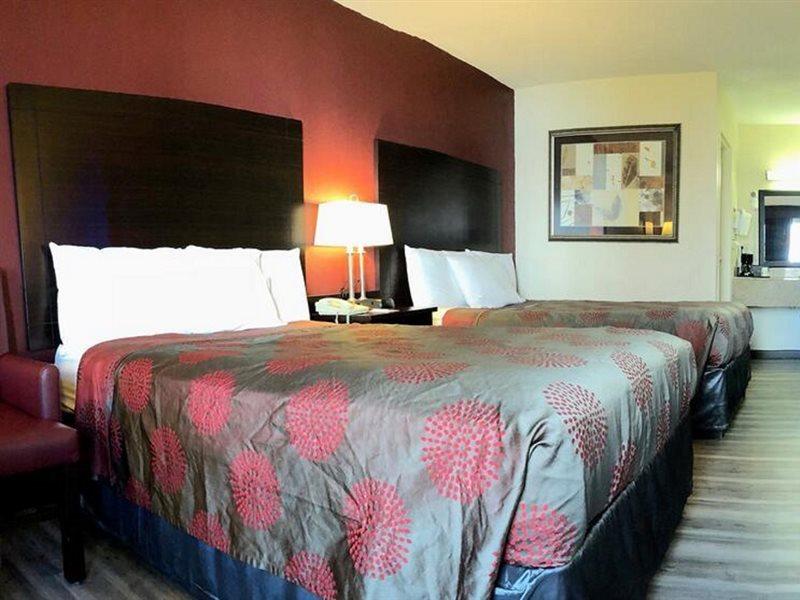 Motel Ramada By Wyndham Harrisonburg Esterno foto