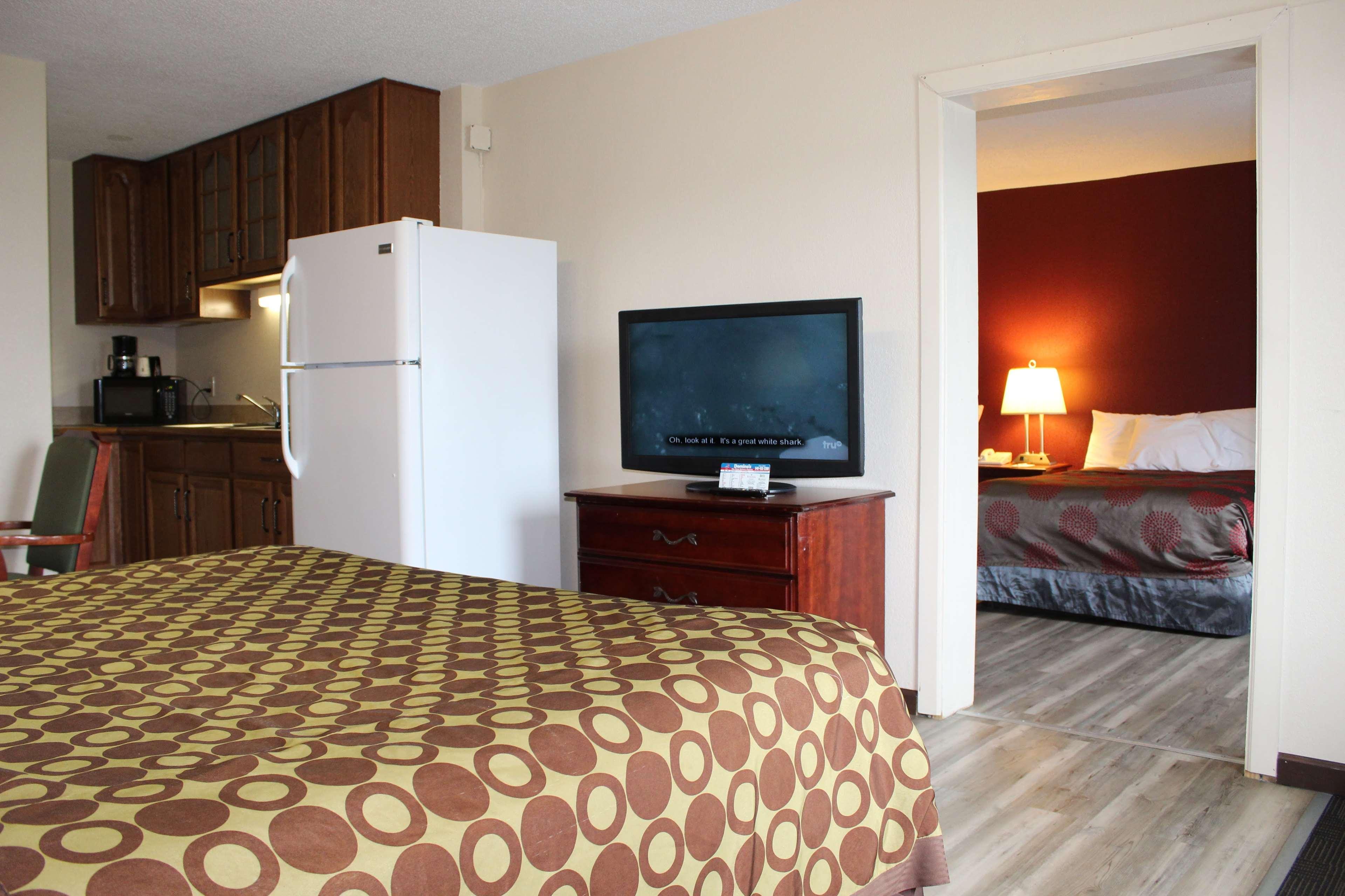 Motel Ramada By Wyndham Harrisonburg Esterno foto